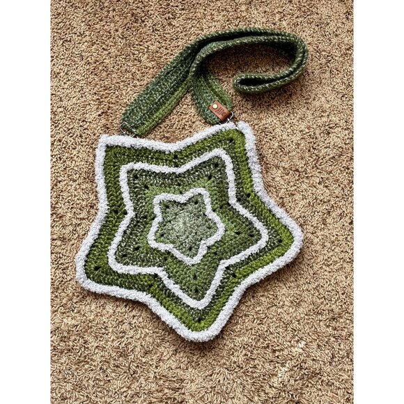 Green crochet star bag - Picture 4 of 6
